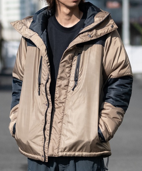 JOHN'S CLOSET（ジョンズクローゼット）の「【40I】エコダウン フーデットジャケット（ダウンジャケット/コート・メンズ・レッド/カーキ/イエロー/ブラック/ベージュ/ネイビー/チャコールグレー・LARGE/MEDIUM/X-LARGE）」の3枚目の写真