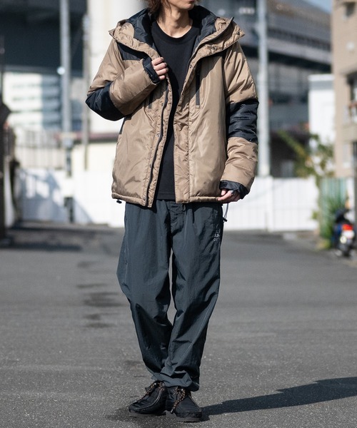 JOHN'S CLOSET（ジョンズクローゼット）の「【40I】エコダウン フーデットジャケット（ダウンジャケット/コート・メンズ・レッド/カーキ/イエロー/ブラック/ベージュ/ネイビー/チャコールグレー・LARGE/MEDIUM/X-LARGE）」の15枚目の写真