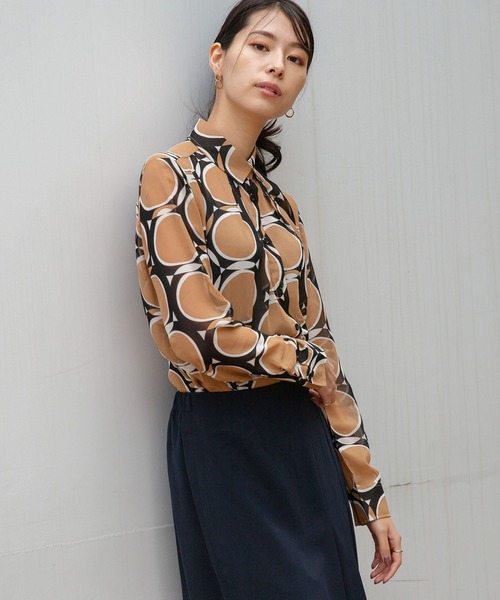 NARACAMICIE（ナラカミーチェ）の「ドットキカ柄シフォン長袖シャツ（シャツ/ブラウス・レディース・ベージュ/グリーン・SMALL/MEDIUM/LARGE）」の16枚目の写真