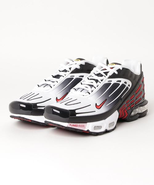 Nike Air Max Plus Black Pimento CD7005-001 | SneakerNews.com