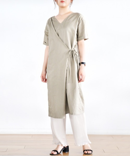 Ambre Neige(アンブルネージュ)の「カシュクールワンピース/【WEB/EC限定商品】(ワンピース・レディース・オフホワイト/モカ・FREE)」の2枚目の写真