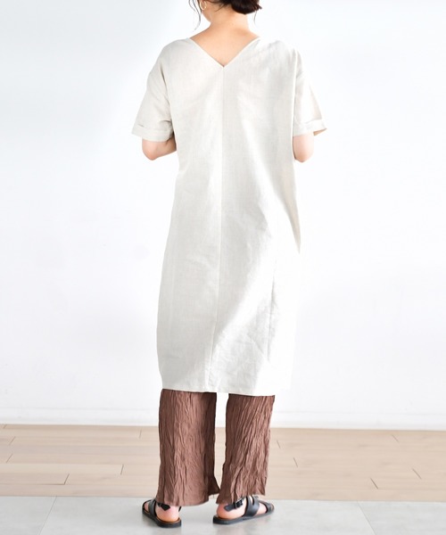 Ambre Neige(アンブルネージュ)の「カシュクールワンピース/【WEB/EC限定商品】(ワンピース・レディース・オフホワイト/モカ・FREE)」の6枚目の写真