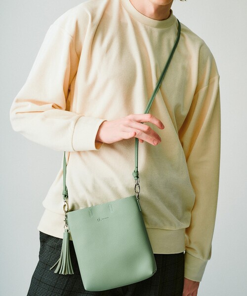 tk.TAKEO KIKUCHI（ティーケータケオキクチ）の「スクエアポシェット/ショルダーバッグ（ショルダーバッグ・メンズ・ブラック/キャメル/ライトグリーン/ライトブルー/ブラック系3・00）」の3枚目の写真