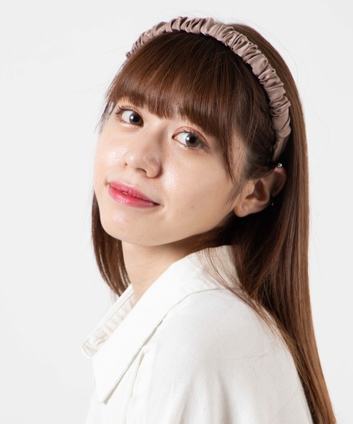 WEGO（ウィゴー）の「WEGO/プリーツカチューシャ（カチューシャ・レディース・ブラック/ベージュ/サックスブルー・FREE）」の10枚目の写真