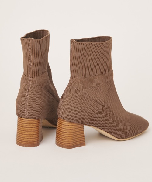 natural couture(ナチュラルクチュール)の「リブ切替ニットブーツ(ブーツ・レディース・ブラック/モカ/ライトベージュ・M/L)」の8枚目の写真