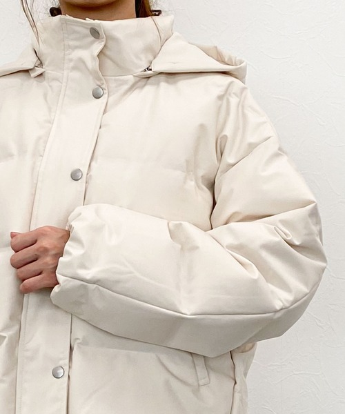 archives（アルシーヴ）の「ホワイトグースシームレスフードダウン（ダウンジャケット/コート・レディース・ブラック/アイボリー/グレー系その他・MEDIUM）」の13枚目の写真