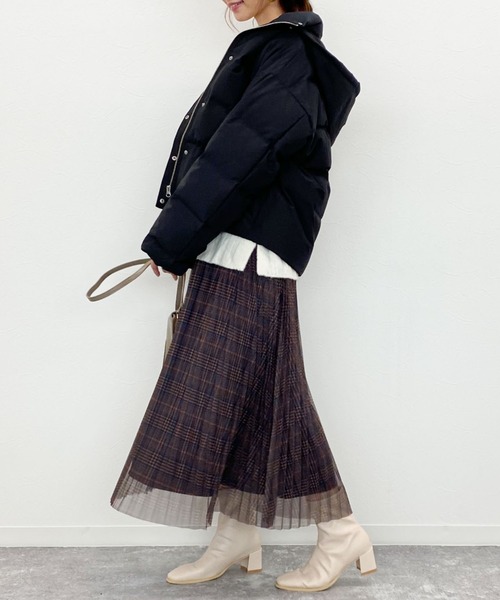 archives（アルシーヴ）の「ホワイトグースシームレスフードダウン（ダウンジャケット/コート・レディース・ブラック/アイボリー/グレー系その他・MEDIUM）」の8枚目の写真