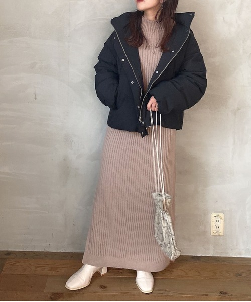 archives（アルシーヴ）の「ホワイトグースシームレスフードダウン（ダウンジャケット/コート・レディース・ブラック/アイボリー/グレー系その他・MEDIUM）」の19枚目の写真