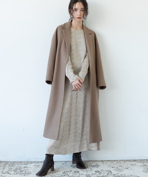 flowriri(フロウリリ)の「flowriri オーバーサイズチェスターコート(チェスターコート・レディース・アイボリー/ブラック/モカ・FREE)」の3枚目の写真