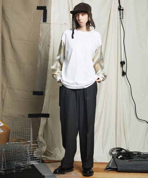 MAISON SPECIAL（メゾンスペシャル）の「【COLLABORATION ITEM】ideas and PAINTING/アイデアズアンドペインティング オーバーサイズペイントスリーブロングカットソー（Tシャツ/カットソー・メンズ・ブラック/オフホワイト・44/46）」の4枚目の写真