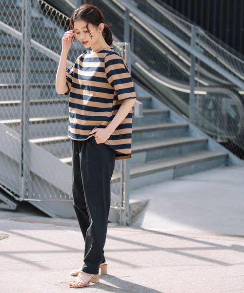 Munich(ミューニック)の「コットンボーダー フレアTシャツ(Tシャツ/カットソー・レディース・ホワイト/グリーン/キャメル・FREE)」の4枚目の写真