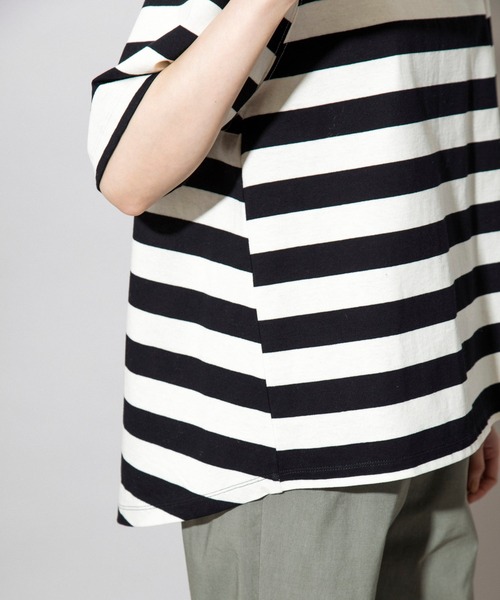 Munich(ミューニック)の「コットンボーダー フレアTシャツ(Tシャツ/カットソー・レディース・ホワイト/グリーン/キャメル・FREE)」の7枚目の写真