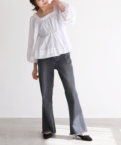 SLOBE IENA（スローブイエナ）の「タイプライタースクエアネックタックブラウス【手洗い可能】◆（シャツ/ブラウス・レディース・ホワイト/ブラック/ベージュ・FREE）」の10枚目の写真