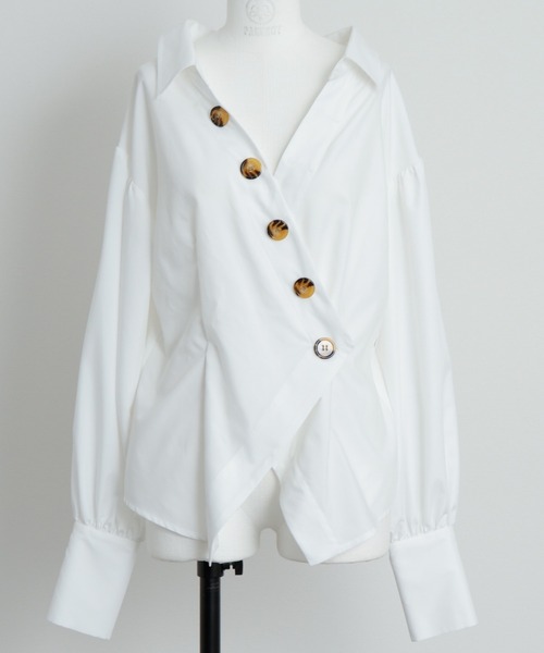 SHEER flow（シアーフロウ）の「【インフルエンサー Yukiko Sanoプロデュースアイテム】カシュクールボタンブラウス（シャツ/ブラウス・レディース・オフホワイト・FREE）」の9枚目の写真