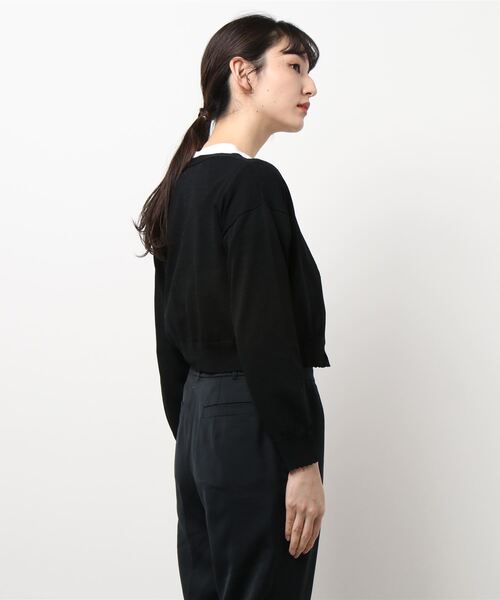 LODISPOTTO（ロディスポット）の「ビジューボタンＶネックカーディガン（カーディガン/ボレロ・レディース・ホワイト/ラベンダー/イエロー系その他/ブラック/ピンク・MEDIUM）」の6枚目の写真