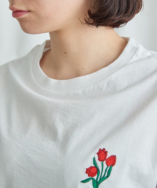 bulle de savon - ビュルデサボン 半袖 カットソー 野山刺繍 コットン 花 ビュルデサボン 半袖 カットソー 野山刺繍 コットン 花