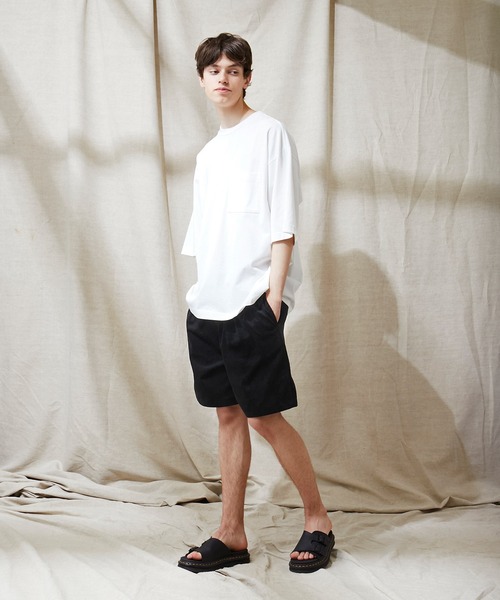 EMMA CLOTHES(エマクローズ)の「サマーコーデュロイストレッチ ワイドシルエットショーツ EMMA CLOTHES(その他パンツ・メンズ・ライトグレー/ブラック/アイボリー/ブルー/ベージュ・M/L)」の7枚目の写真