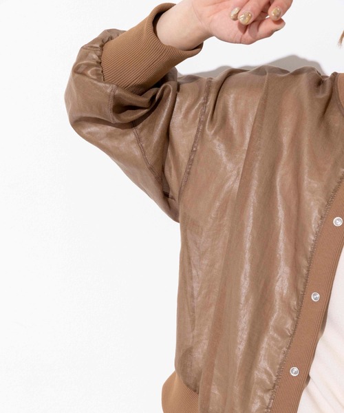 audrey and john wad（オードリーアンドジョンワッド）の「ノーカラーシアーブルゾン（ブルゾン・レディース・ベージュ/ブラック・M）」の18枚目の写真