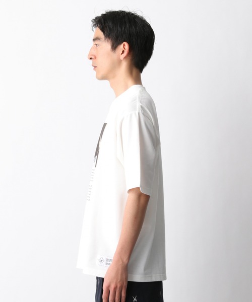 GLOBAL WORK（グローバルワーク）の「BLIND BARBERプリントT/940140（Tシャツ/カットソー・メンズ・ホワイト/ブラウン/グリーン・SMALL/MEDIUM/LARGE/X-LARGE）」の8枚目の写真
