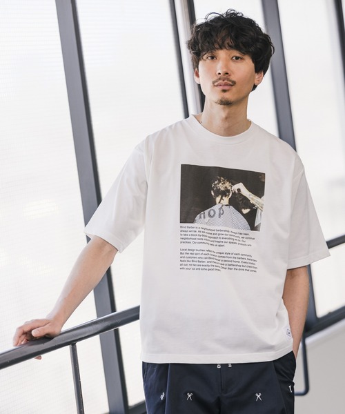 GLOBAL WORK（グローバルワーク）の「BLIND BARBERプリントT/940140（Tシャツ/カットソー・メンズ・ホワイト/ブラウン/グリーン・SMALL/MEDIUM/LARGE/X-LARGE）」の10枚目の写真