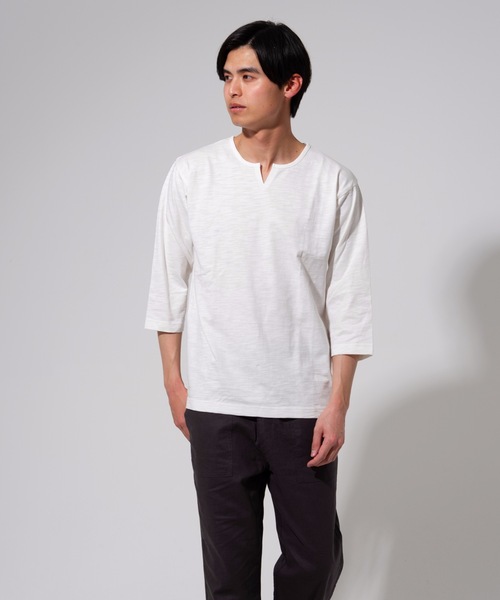 Blue Standard (ブルースタンダード)の「【BLUE STANDARD】オーガニックコットン スラブ7分袖キーネックTシャツ サスティナビリティアイテム(Tシャツ/カットソー・メンズ・ブラック/ブラウン/ホワイト/ネイビー/オリーブ・X-LARGE/SMALL/LARGE/MEDIUM)」の2枚目の写真