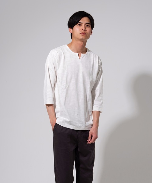 Blue Standard (ブルースタンダード)の「【BLUE STANDARD】オーガニックコットン スラブ7分袖キーネックTシャツ サスティナビリティアイテム(Tシャツ/カットソー・メンズ・ブラック/ブラウン/ホワイト/ネイビー/オリーブ・X-LARGE/SMALL/LARGE/MEDIUM)」の8枚目の写真