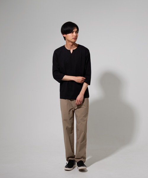 Blue Standard (ブルースタンダード)の「【BLUE STANDARD】オーガニックコットン スラブ7分袖キーネックTシャツ サスティナビリティアイテム(Tシャツ/カットソー・メンズ・ブラック/ブラウン/ホワイト/ネイビー/オリーブ・X-LARGE/SMALL/LARGE/MEDIUM)」の11枚目の写真