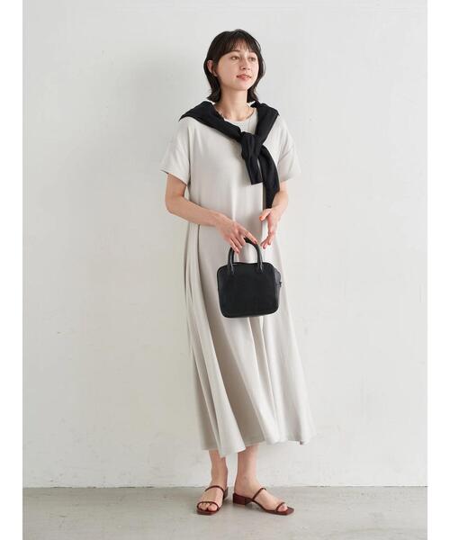 earth music&ecology（アースミュージックアンドエコロジー）の「Vネックニットカーディガン ＊（カーディガン/ボレロ・レディース・ブラック/ホワイト系その他2/オフホワイト/ブルー・FREE）」の19枚目の写真