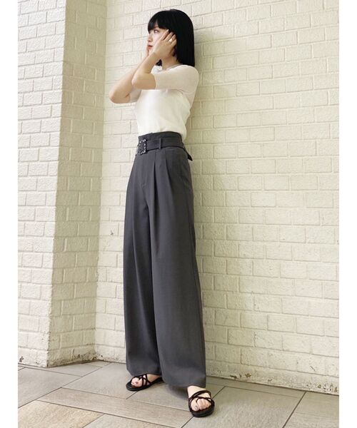 MURUA（ムルーア）の「シアーミニマルハーフスリーブトップス（ニット/セーター・レディース・ブラック/グリーン/オフホワイト/グレー・FREE）」の7枚目の写真