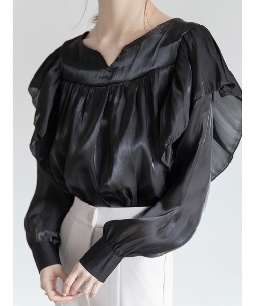 amel（エイメル）の「グロッシーフリルブラウス（シャツ/ブラウス・レディース・ブラック・FREE）」の6枚目の写真