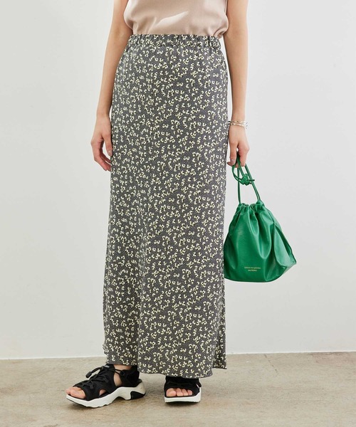 ROPE' PICNIC(ロペピクニック)の「【着丈調節の出来る】フラワーマーメイドマキシスカート(スカート・レディース・ラベンダー/ブルー/イエロー/チャコールグレー・36/38)」の10枚目の写真