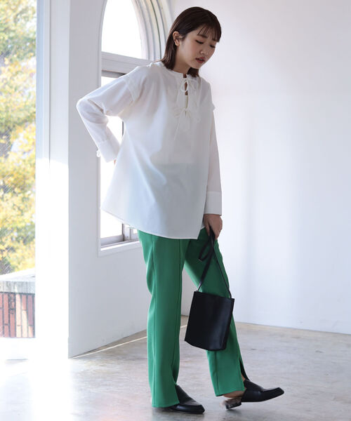 BeAMS DOT（ビームスドット）の「【WEB限定】BeAMS DOT / 2way ピンタックブラウス（シャツ/ブラウス・レディース・ホワイト/ブラック・FREE）」の22枚目の写真