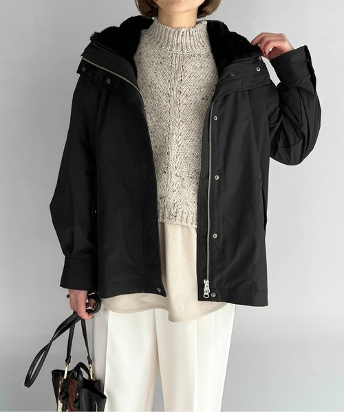 LUGIVA(ルギヴァ)の「ボアライナー付マウンテンパーカー(ライナー取り外し可能)(マウンテンパーカー・レディース・ブラック/ベージュ・M)」の12枚目の写真