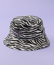 LOVETOXIC | カレッジ刺しゅうバケットハット(ハット)