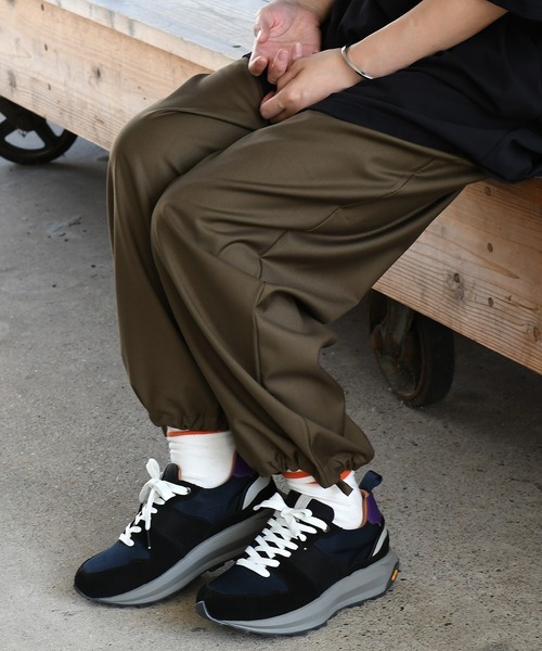 Johnbull Private labo（ジョンブルプライベートラボ）の「WEB限定【EARLE×JOHNBULL】別注スニーカー（スニーカー・メンズ・ネイビー/ベージュ・37/40/42/44/39）」の13枚目の写真