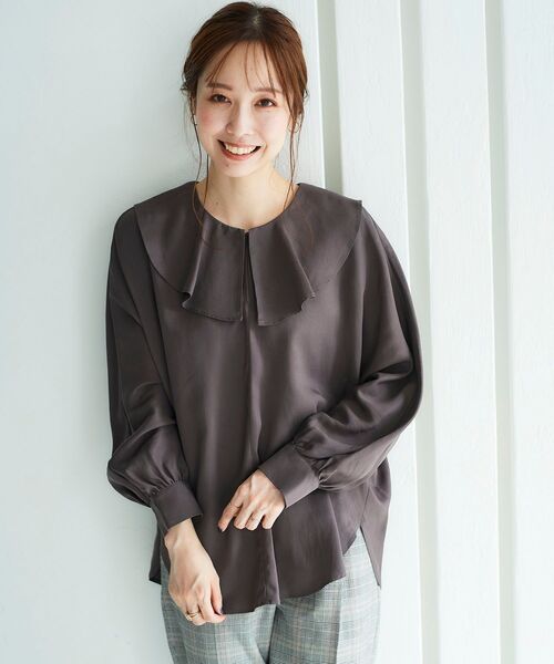 le.coeur blanc（ルクールブラン）の「ツイルクロスフリルブラウス（シャツ/ブラウス・レディース・ダークブラウン/ブルー/オフホワイト・38）」の12枚目の写真
