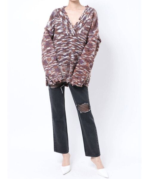 GYDA(ジェイダ)の「スペースダイヤーンVネックBIG ニット TOPS(ニット/セーター・レディース・グレー/ネイビー/ブラウン・FREE)」の6枚目の写真