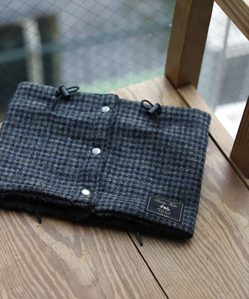 BEAMS（ビームス）の「BEAMS / MOON ネックウォーマー（ネックウォーマー/スヌード・メンズ・グレー/カーキ/チャコールグレー/その他・ONE SIZE）」の2枚目の写真