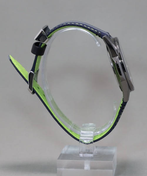 EDIFICE(エディフィス)の「【生産数量限定】Scuderia AlphaTauri F1コラボレーションモデル / EQB-1200AT-1AJR(アナログ腕時計・メンズ・ブラック・FREE)」の7枚目の写真