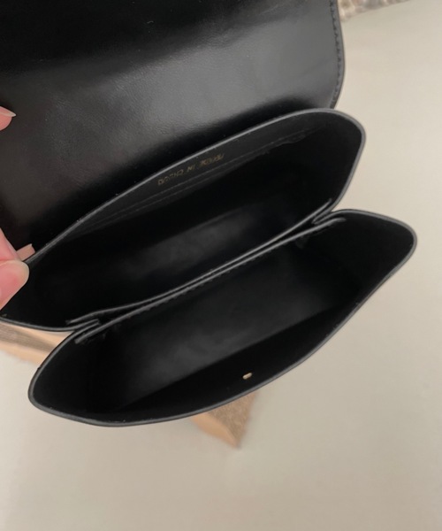 Didot.showroom（ディドット ショールーム）の「accordion bag / アコーディオン台形ハンドルバッグ（ハンドバッグ・レディース・ブラック/イエロー/アイボリー・FREE）」の18枚目の写真
