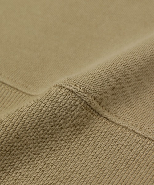 Champion（チャンピオン）の「【KIDS】【Champion/チャンピオン】クルーネックスウェット（スウェット・キッズ・チャコールグレー/ベージュ・130/140/120/110）」の5枚目の写真