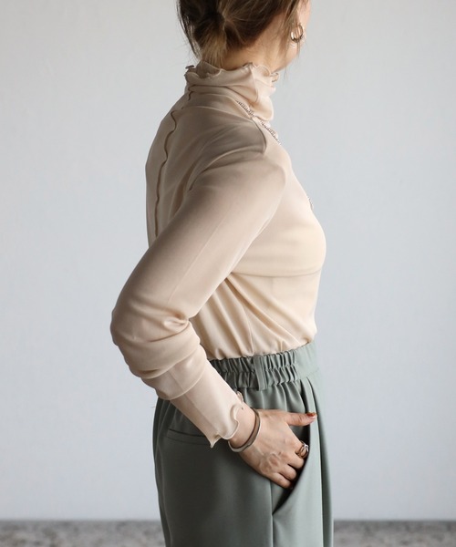 amini（アミニ）の「ハイネックシアーインナートップス（Tシャツ/カットソー・レディース・キナリ/ブラック/ホワイト/ブラウン/マスタード/オレンジ・MEDIUM）」の9枚目の写真