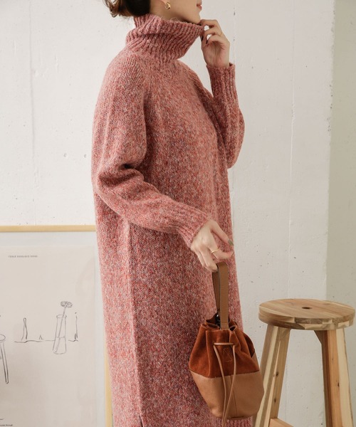 URBAN RESEARCH DOORS（アーバンリサーチドアーズ）の「ミックスカラーニットワンピース（ワンピース・レディース・ライトグレー/ピンク/グリーン・ONE）」の22枚目の写真