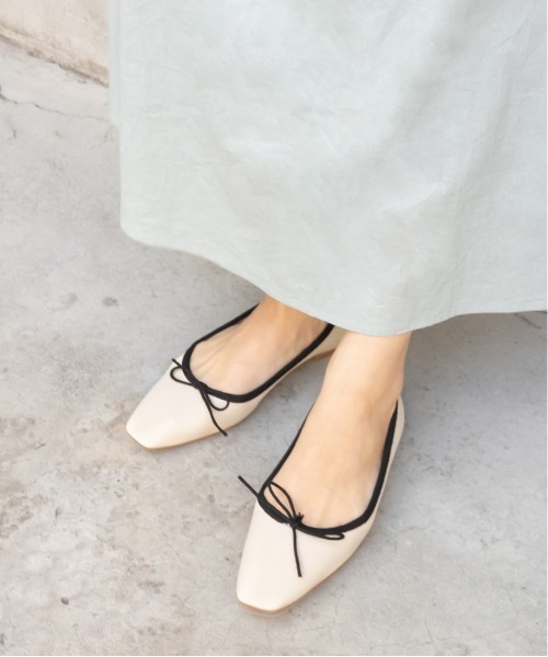 RANDA（ランダ）の「ストレスフリー/ソフト 配色デザインスクエアバレエシューズ（バレエシューズ・レディース・ブラック/ベージュ/シルバー/アイボリー・23/24/25/22/25.5/22.5/24.5/23.5/21.5）」の6枚目の写真
