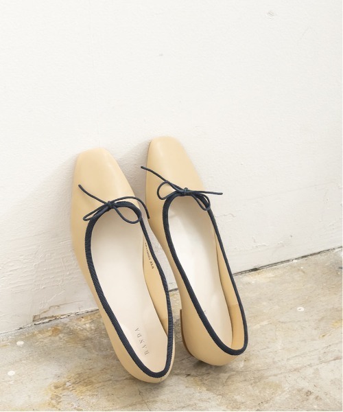 RANDA（ランダ）の「ストレスフリー/ソフト 配色デザインスクエアバレエシューズ（バレエシューズ・レディース・ブラック/ベージュ/シルバー/アイボリー・23/24/25/22/25.5/22.5/24.5/23.5/21.5）」の11枚目の写真