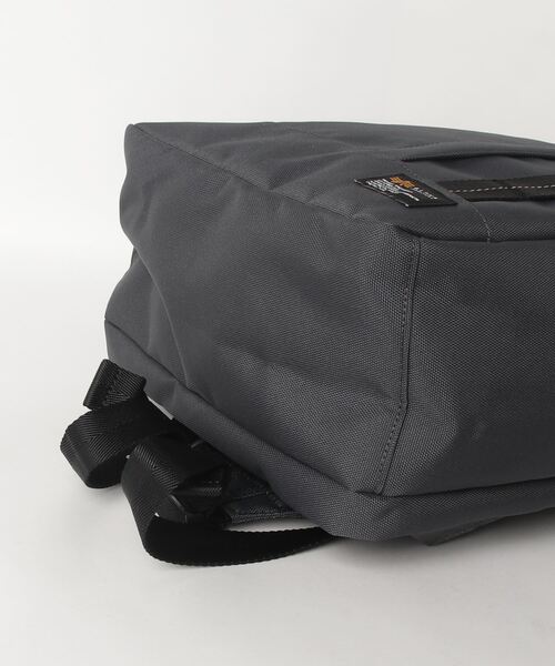 Alpha Industries（アルファインダストリーズ）の「ポリエステルコーデュラ 2ルームデイパック（バックパック/リュック・メンズ・ブラック/グレー系その他・FREE）」の6枚目の写真