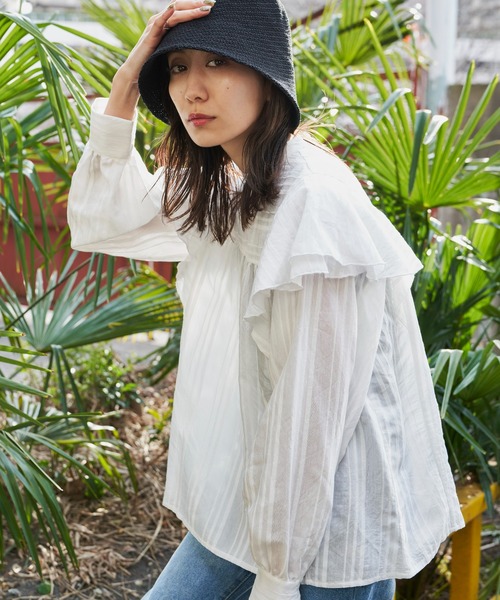 Auntie Rosa Holiday(アンティローザホリデー)の「ドビーストライプフリルブラウス(シャツ/ブラウス・レディース・グリーン/オフホワイト・FREE)」の5枚目の写真