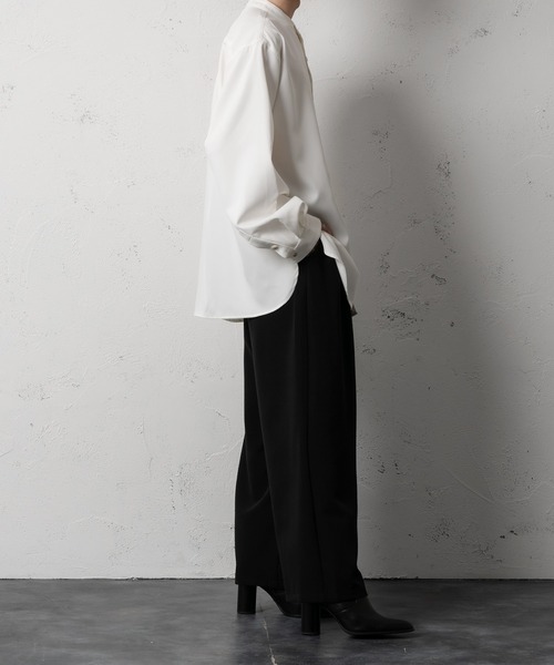 Adoon plain（アドーンプレーン）の「【Adoon plain】バンドカラーシャツ（シャツ/ブラウス・メンズ・ホワイト/ブラック・MEDIUM/LARGE）」の4枚目の写真