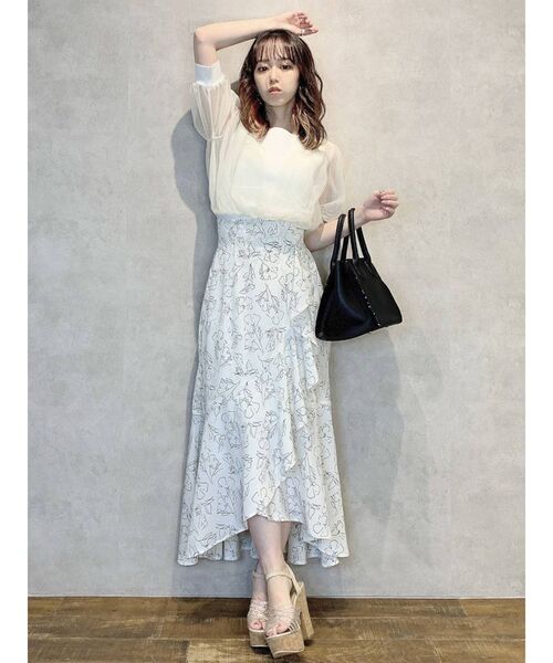 dazzlin(ダズリン)の「チュールスリーブシアーニットトップス(ニット/セーター・レディース・オフホワイト/アイボリー/ラベンダー/ベージュ/グリーン/ブルー・FREE)」の9枚目の写真