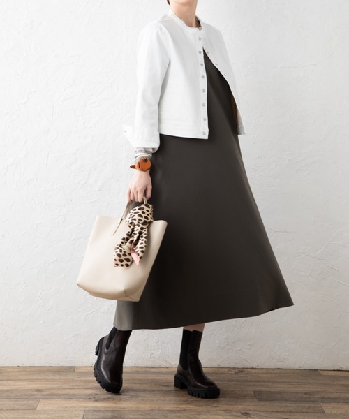 aunt lily（アントリリー）の「ドット釦アクセントカラーデニムジャケット（デニムジャケット・レディース・ホワイト/ブルー/カーキ・13号/11号/9号/7号）」の6枚目の写真